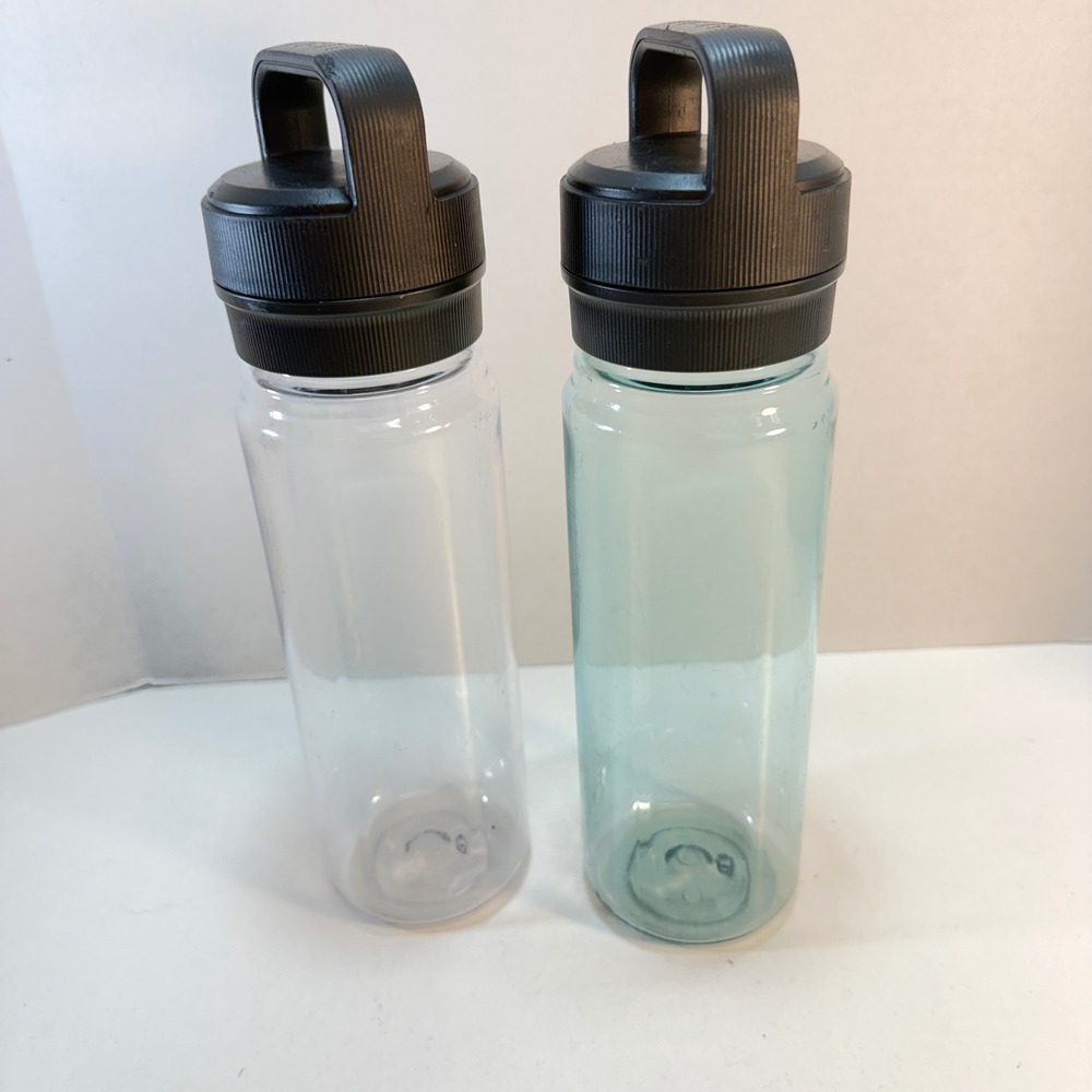 Yeti Yonder Water Bottle 25oz Clear Blue Set Of 2 Chug Cap Plastic